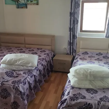 Vilă Casa Evelin 2mai 2 Mai